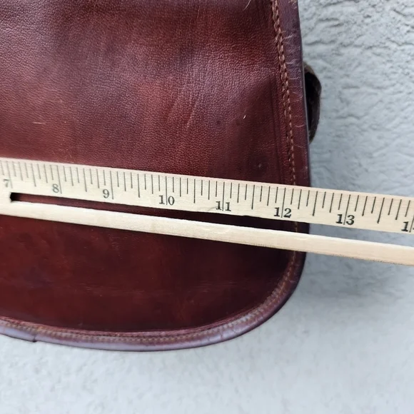 Vintage Messenger Bag Leather Brown Medium Lined Satchel Pockets Shoulder Strap - Picture 11 of 13